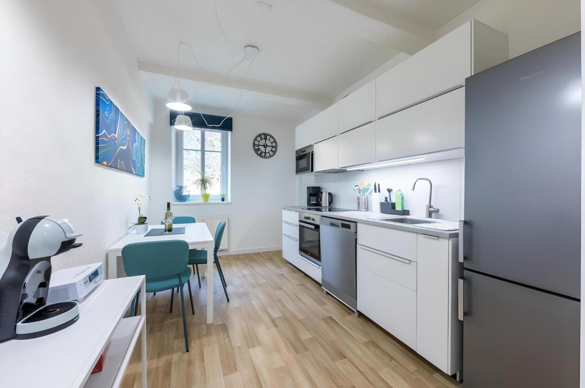 Promenade View Apartment Karlovy Vary Bagian luar foto